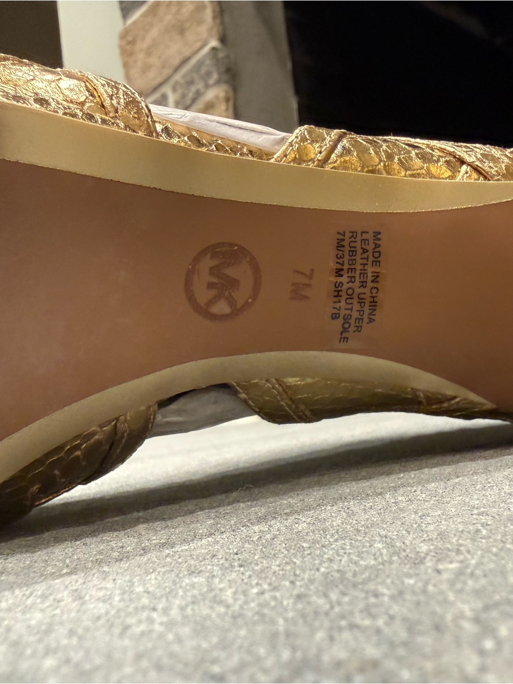 Gold Leather Cage High Heels - Picture 5 of 5